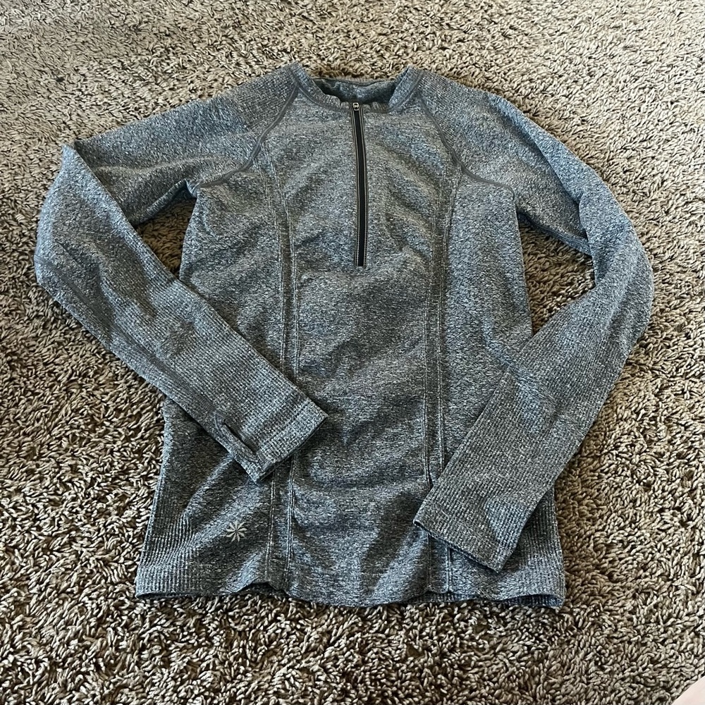 Athleta pullover size s